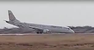 Piloto de avião passa mal e passageira idosa assume controle do voo