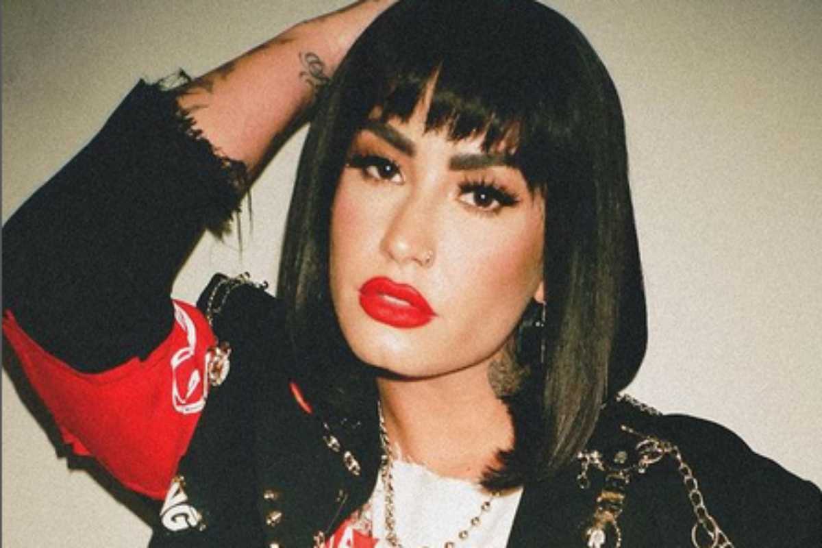 Demi Lovato busca empresário para nova fase na carreira